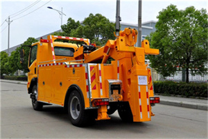 新江湾城高速路拖车费